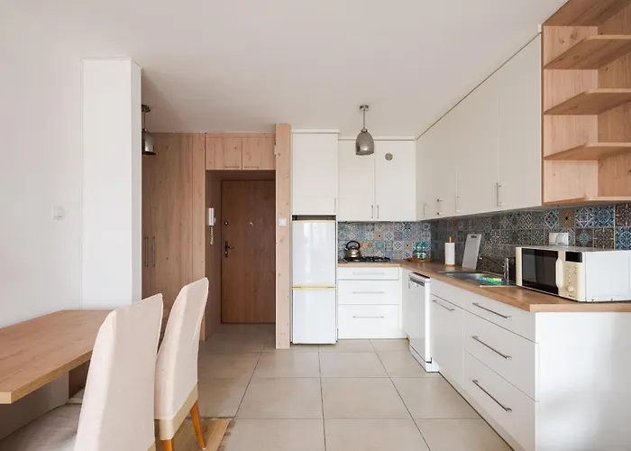 Bielany Homely Apartment By Bookinghost Warszawa, Polska