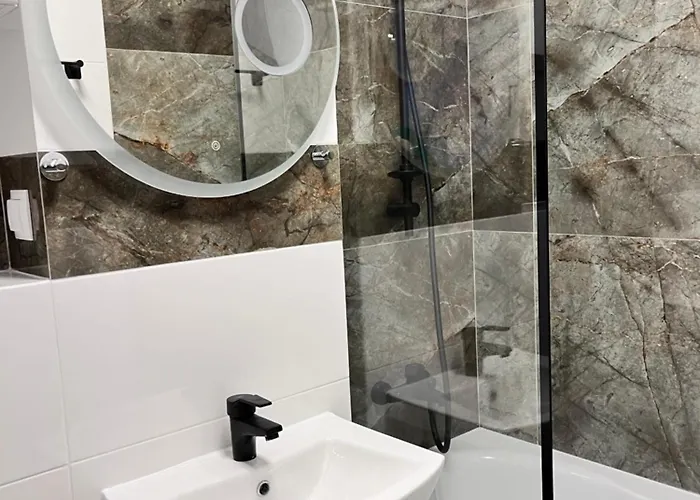 Ohmyhome Ogrod Saski Варшава, Польща