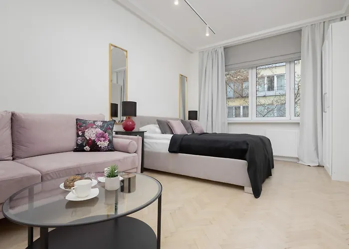 Modern Apartments With Air Conditioning In Warsaw Close To Three Parks By Renters Prestige, Польща