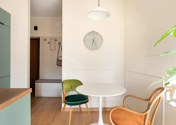 Apartament Mirowski Warszawa, Polska