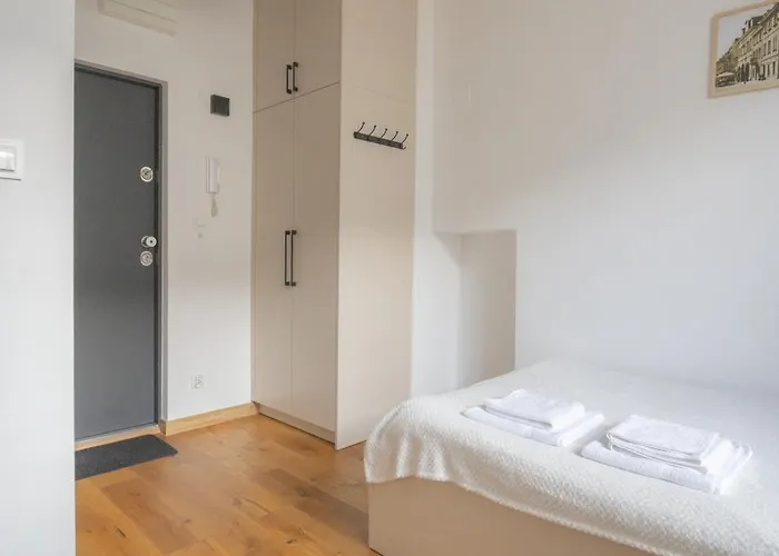 Apartament Micro Chmielna Warszawa, Polska