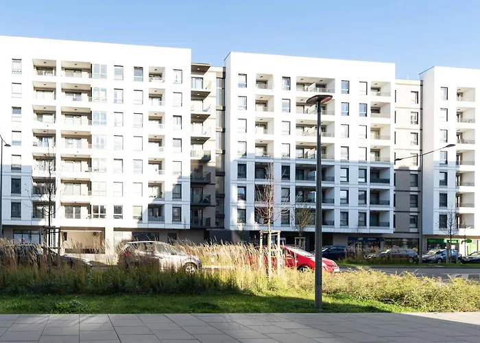 Habicha Apartment Ursus Ac Parking By Mia Warszawa, Polska