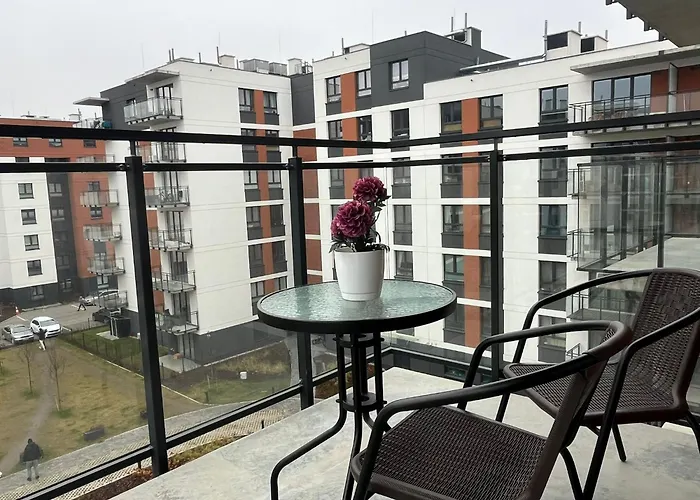 Rental Apartments Jutrzenki Варшава, Польща