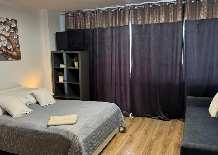 Coser Apartamenty Metro Onz Warsaw, Poland