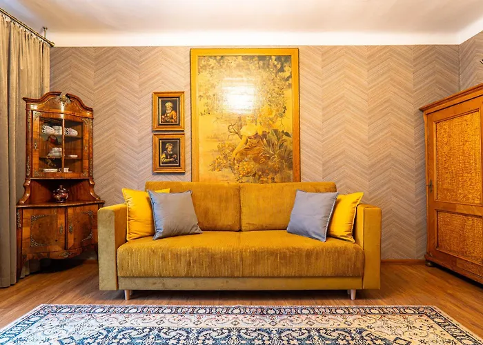 Art Apartament Chmielna 10 Varsavia, Polonia