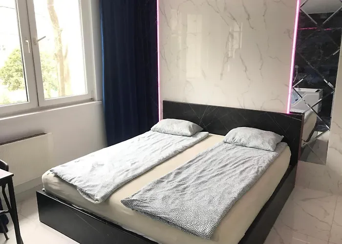 YOURAPART Karmelicka z Jacuzzi Warszawa, Polska