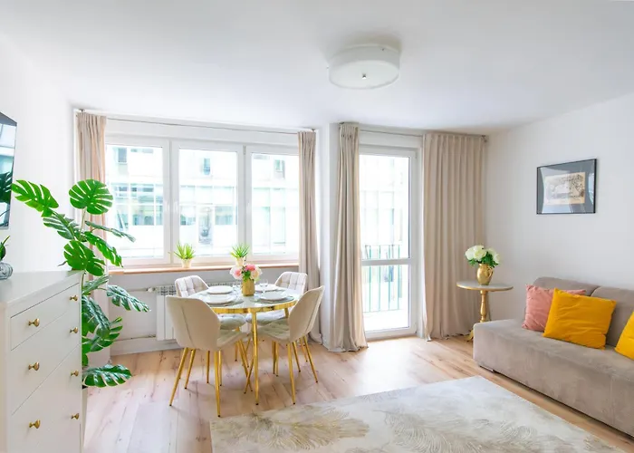 Feelharmony Jasna Apartment - Metro Swietokrzyska Варшава, Польща