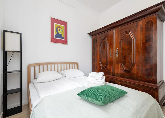 Rentplanet - Apartament Freta Warszawa, Polska