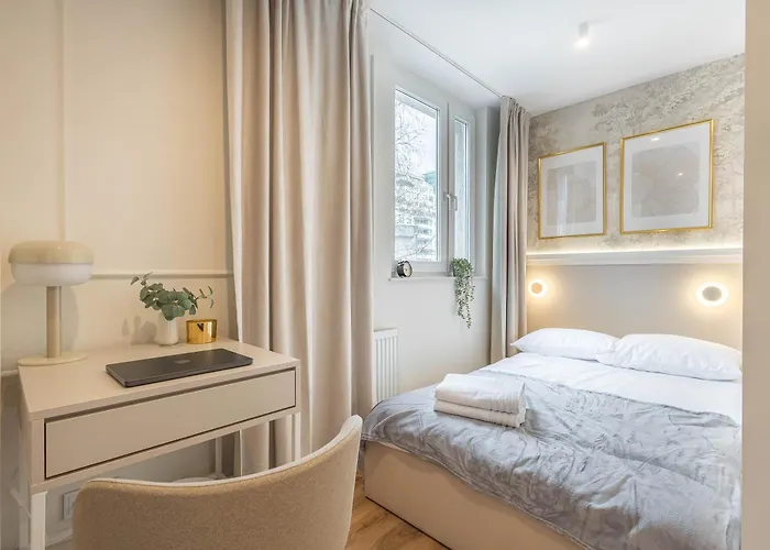 City Center Rooms By Sofija Warszawa, Polska