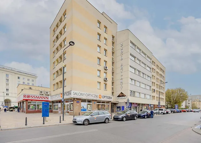 CityView Two-Storey Apartment Hala Mirowska Warsaw by Noclegi Renters, Polska