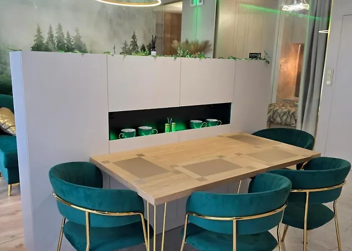Golden Forest Apartment Warszawa, Polska