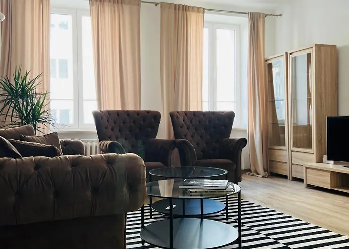 Warsaw Apartament, Polska
