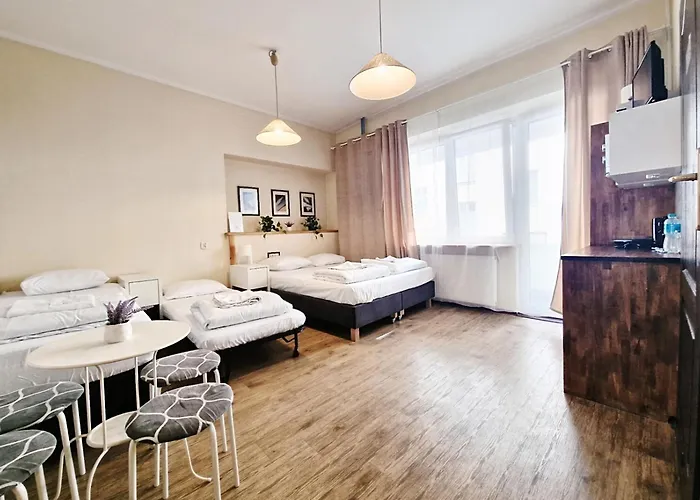 Hostel Helvetia - Private Rooms In City Center Warszawa, Polska