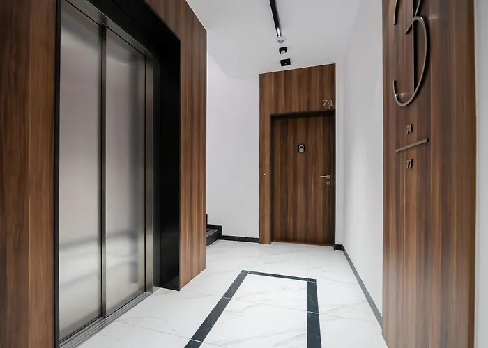 Elegant Apartment Ludwiki Warszawa With Parking & Air Conditioning By Noclegi Renters, Польща
