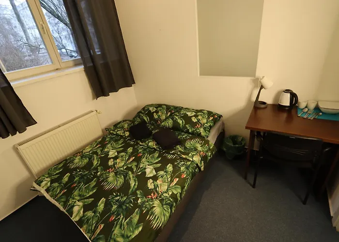 Fantastic-Inn Warszawa - Fmg, Польща