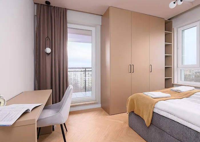 Shortstaypoland Srodziemnomorska B145 Варшава, Польща