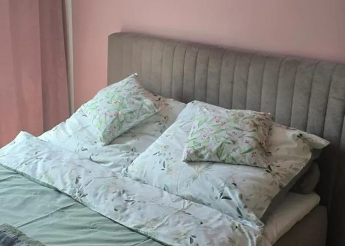 Apartament 3 pokojowy lub pokój w mieszkaniu w nowym bloku Warszawa, Polska