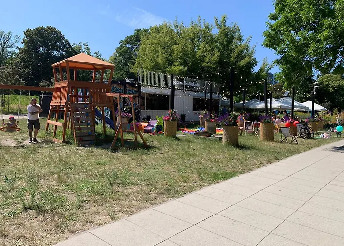 Riverside Retreat By Vistula 2Br & Separate Living Room & Balcony In The Center Warszawa, Polska