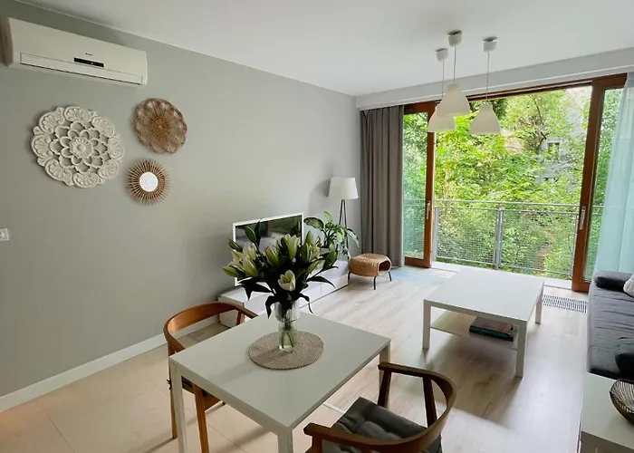 Warsaw City Center Apartment - With Free Parking, Polska
