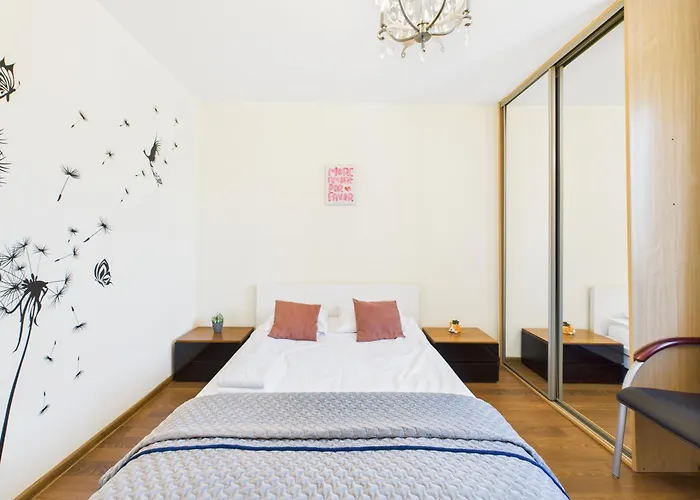 Aleje Jerozolimskie 155 Rooms Superapart - Blisko Dworca Zachodniego Варшава, Польща