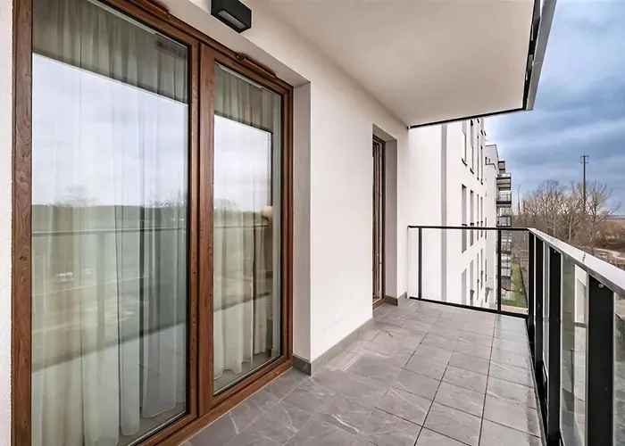 Green Airport Apartment Warszawa, Polska