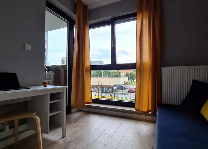 Metro Płocka Rooms Warszawa, Polska
