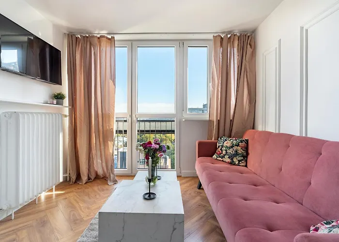 Warsaw Central Stay Krochmalna With Parking By P&M, Polska