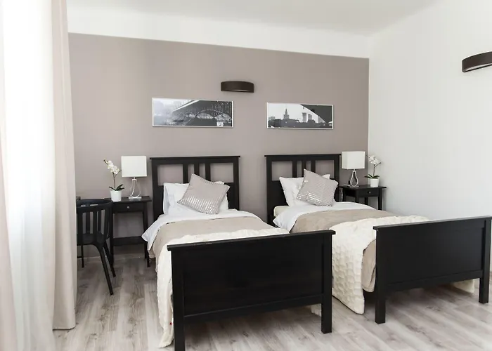 Warsawrent Apartamenty Centralna, Polen
