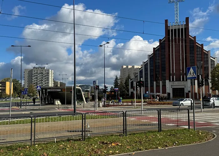 Pokoje Warszawski Swit Варшава, Польща
