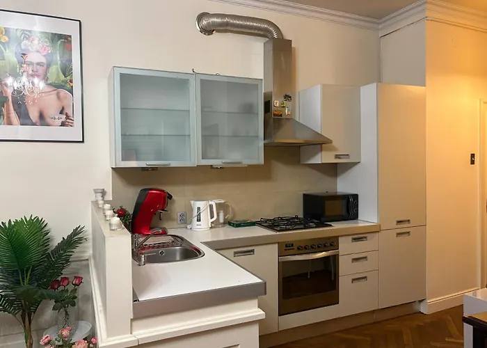 Apartment Castle Square z widokiem na Plac Zamkowy i Zamek Królewski Warszawa, Polska