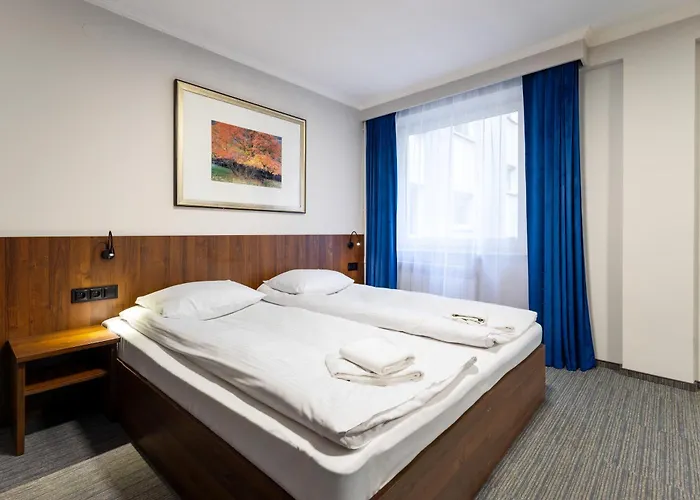 Noclegi Hit Rooms & Apartments