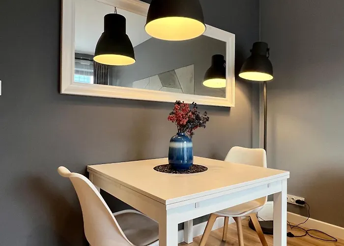 Close To Chopin Airport, Moduo Cybernetyki, Free Parking By Cosmo Spirit Варшава, Польща