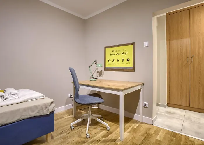 New! Studio With 3 Beds - Easy Access To Airport, City Center & Wum Варшава, Польща