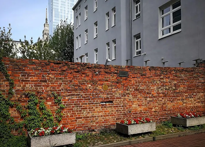 Historic Ghetto Wall Residence - Luxury Apartments By Central Station Warszawa, Polska