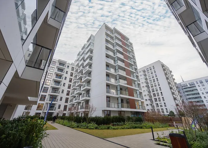 Studios Chmielna Duo In The Centre Of Warsaw Near Varso Tower With Parking By Noclegi Renters, Polska