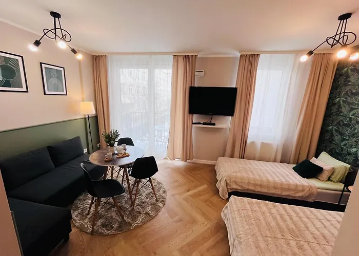 Brzeska 10