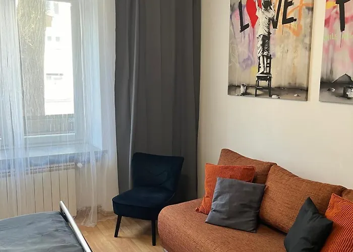 "Dolce Warszawa" In The Citycenter#Netflix#Fast Wifi, Polska