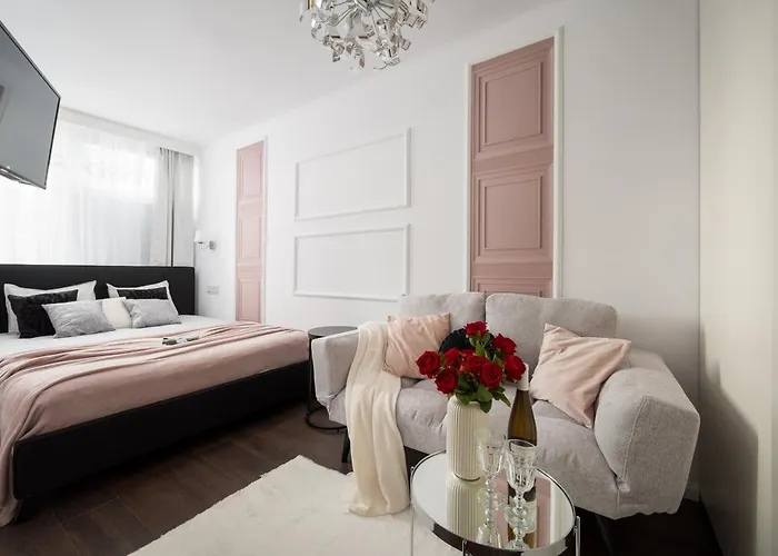 New Metropolis 2-Bedroom Suite 900M To Central Station With Air-Conditioning Warszawa, Polska