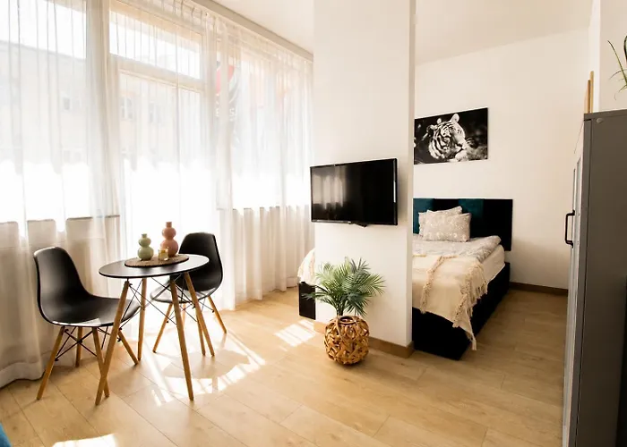Piotrapartments - Central Warsaw - Walk Everywhere In Central Warsaw, Poland