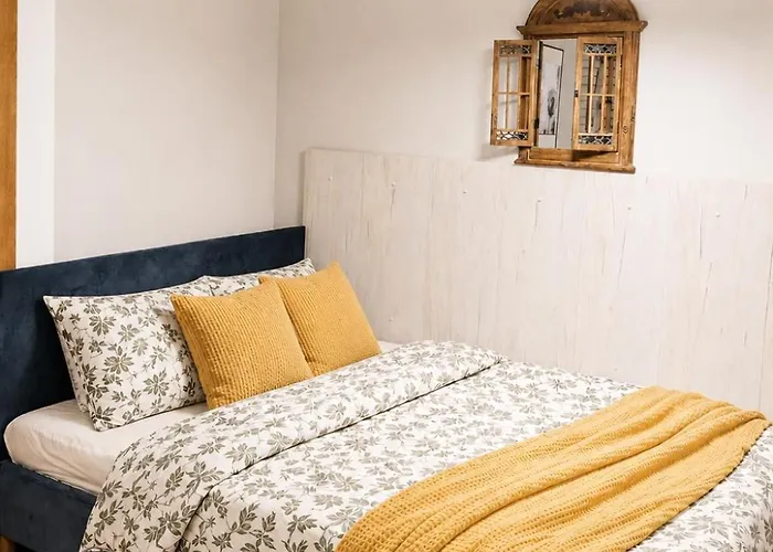 Cozy Room In The Old Town Warsaw, Poland