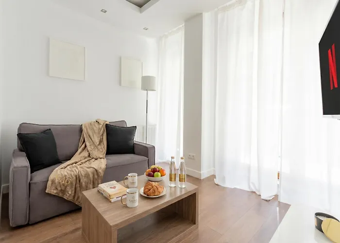 Golden Apartments - Browary Warszawskie Elegant&Cozy in Central Warsaw Wronia, Polska