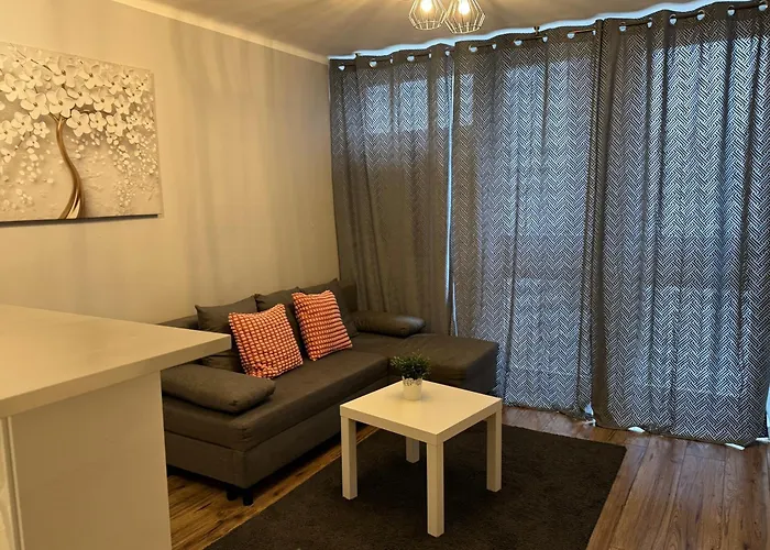 Coser Apartamenty Grzybowska Varsavia, Polonia