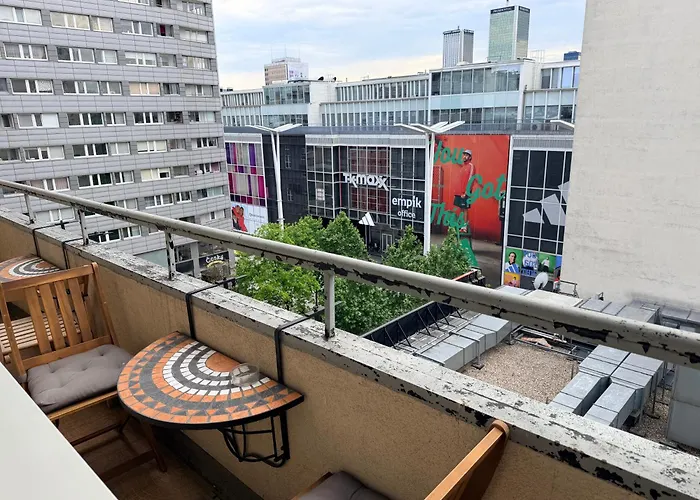 OhMyHome - Chmielna Warszawa, Polska