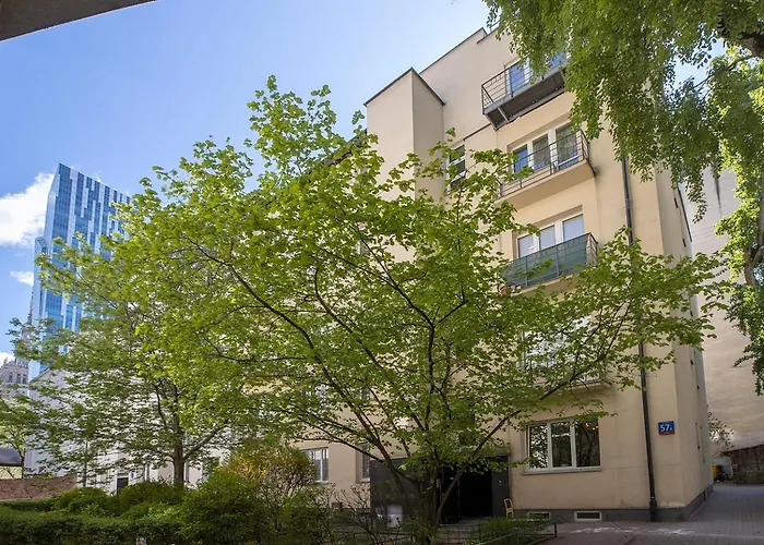 Komfortowy Apartament W Scislym Centrum & Parking Comfortable Apartment In The Very Center Of Warszawa, Polska