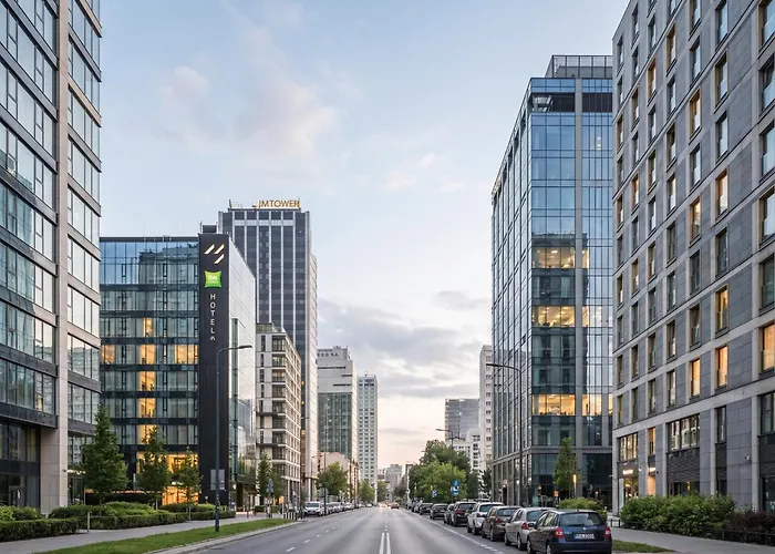 Golden Skyline Suites - Mennica Residence - Panoramic City View Варшава, Польща