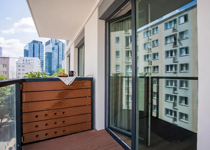 Urban Apartaments - Great Location - City Center - Sienna Warszawa, Polska