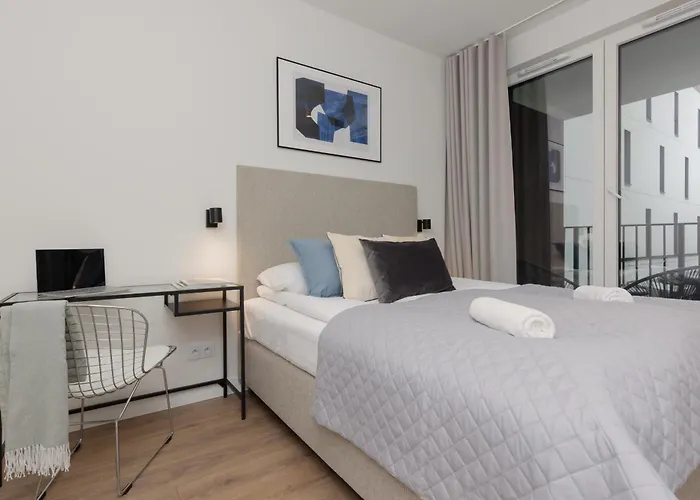 Cozy Apartments Domaniewska with Gym&Sauna in Mokotów by Noclegi Renters Warszawa, Polska