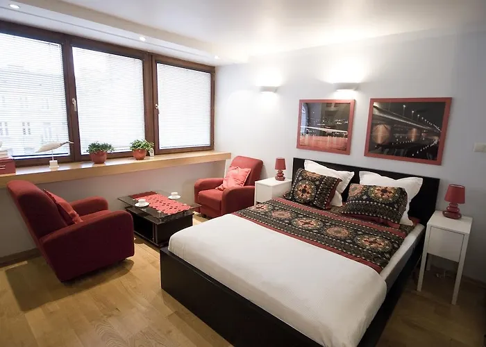 Warsawrent Hit Apartments, Polska