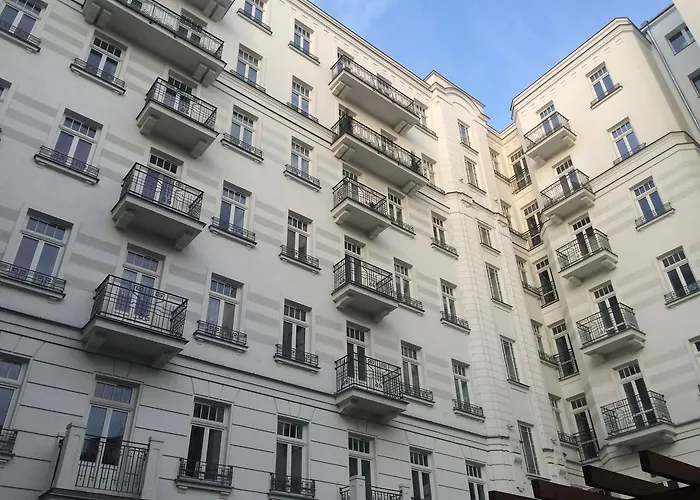 Апартаменти Warsaw Concept, Польща
