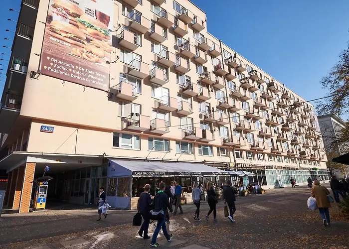 Noctis City Center V Varsovia, Polonia